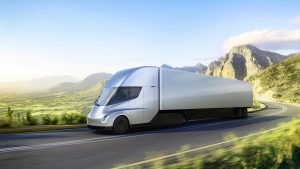 Перші електричні вантажівки Tesla Semi підуть на потреби компанії Tesla