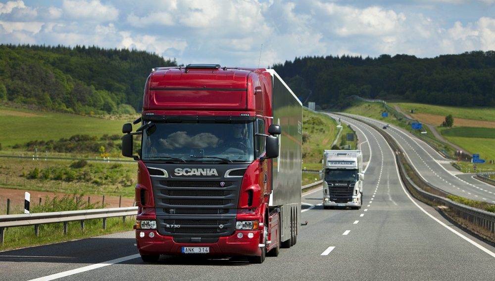 С января 2018 года дороги в Эстонии для грузовиков станут платными ...