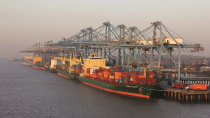 Індія запустила найбільший у країні контейнерний термінал