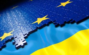 ЄС розглядає можливість співфінансування будівництва автомагістралі та залізниці в Україні