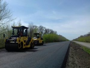 В ОДА показали, як ремонтують трасу Дніпро – Кривий Ріг