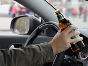 На Херсонщине пьяный дальнобойщик чуть не подрался с полицейскими