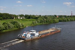 Водний шлях Дніпром – позитивна динаміка вантажообігу