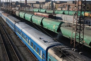 «Укрзалізниця» готова обговорити з регіонами закриття малоефективних залізничних станцій