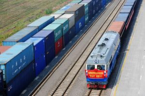 Китайский инженер придумал умный грузовой поезд-трансформер