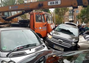 Камаз, протаранивший автомобили в центре Киева, не проходил техосмотр с 2016 г.