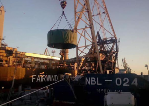 Судна «Нібулона» перевозять піч вагою 800 тонн