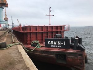 Флот «Грейн-Трансшипмент» пополнится 8 баржами для перевозки зерна