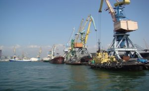 Рух суден через Керченську протоку в порти Маріуполь та Бердянськ відновлено
