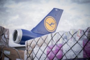 Lufthansa Cargo запустила програму для створення цифрових декларацій на небезпечні вантажі