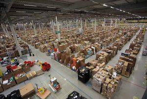 Робот на складе Amazon в США отправил в больницу 24 сотрудников