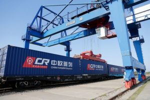Украина и Польша договорились в следующем году запустить контейнерный поезд в Китай