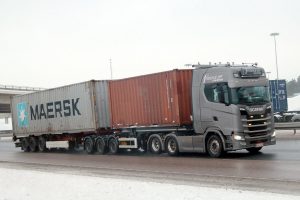 В Финляндии узаконили сверхдлинные грузовики