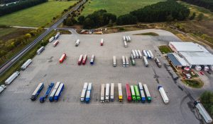 В Европе разработали стандарты безопасных парковок для грузовиков