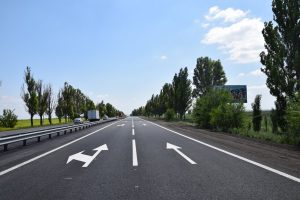 В Украине планируют передать на баланс областей дороги территориального значения