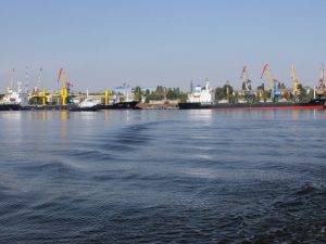 «Укрзализныця» пытается диктовать свои условия АМПУ в Николаевском порту