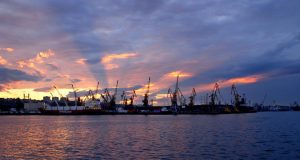 АМПУ недовольна таможенниками в порту Бердянск
