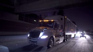 У США вперше випробуватимуть безпілотні вантажівки на зимових дорогах