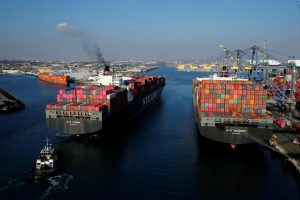 Відправники вантажу готуються до збільшення витрат на морські перевезення