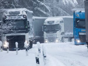 Різдвяні та Новорічні заборони на рух вантажівок у країнах ЄС