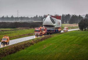 Уникальная операция датской компании по доставке элементов ветровой станции