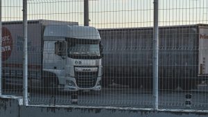 Еврокомиссию просят учитывать мнение дальнобойщиков при разработке безопасных парковок