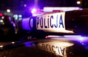 Польська поліція оштрафувала водія вантажівки за попередження про патруль