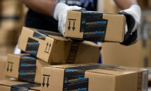 Amazon найме 100 тис. нових працівників, щоб впоратися зі зростанням онлайн-замовлень