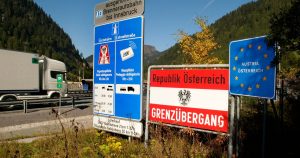Кордон між Австрією та Німеччиною буде повністю відкритий через місяць