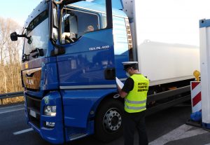 ITD массово отлавливает иностранные грузовики без дозволов на международные перевозки