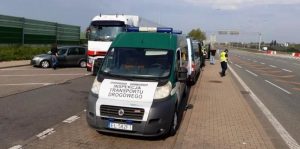 На Першотравень у Польщі відловлювали вантажівки, що порушують заборону руху