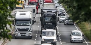 Меньше половины регионов Германии продлили отмену запрета на движение грузовиков по выходным