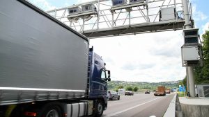 Индекс трафика грузовиков по платным дорогам Германии продолжает падать