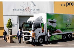 Чисто и тихо: электрический грузовик MAN для немецкого производителя картонных коробок