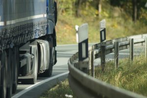 «Укравтодор» вводит летние ограничения для грузовиков