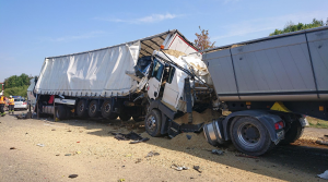 Три грузовика попали в серьезное ДТП на немецкой трассе A8