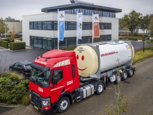 Компания из Нидерландов представила сверхлегкий контейнер-цистерну большого объема