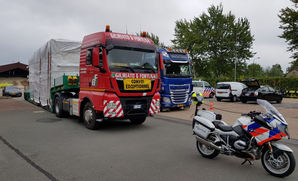 На дорогах ЕС будет проведена недельная акция по проверке грузовиков и автобусов