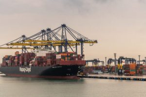 Отрасль переживает наибольший всплеск мирового спроса на контейнерные грузоперевозки