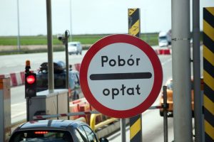 У Польщі приберуть шлагбауми на державних автострадах