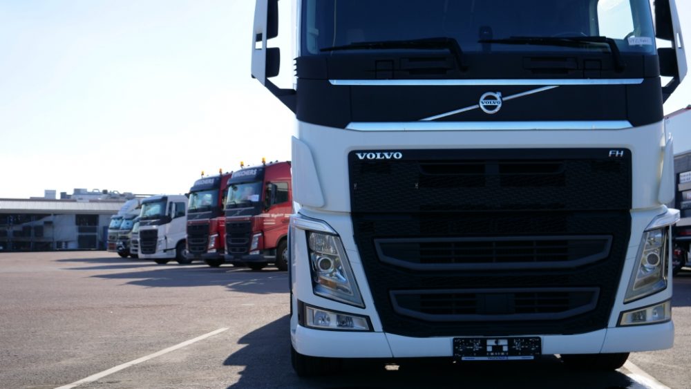 Volvo Trucks запускает в Европе новую платформу по онлайн-продаже подержанных грузовиков