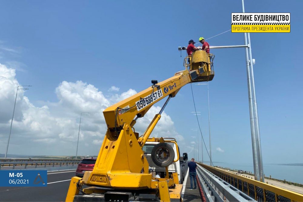 На мосту через Хаджибейский лиман настраивают комплекс WiM. Планируется перекрытие движения транспорта