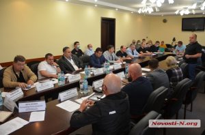 Перевозчики обвинили руководство николаевской «Укртрансбезопасности» в трудоустройстве взяточника