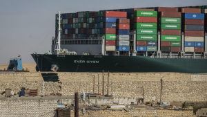 Власти Египта пошли на мировую с владельцами контейнеровоза Ever Given