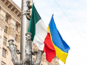 Італія погодилася надати Україні додаткові дозволи на міжнародні перевезення