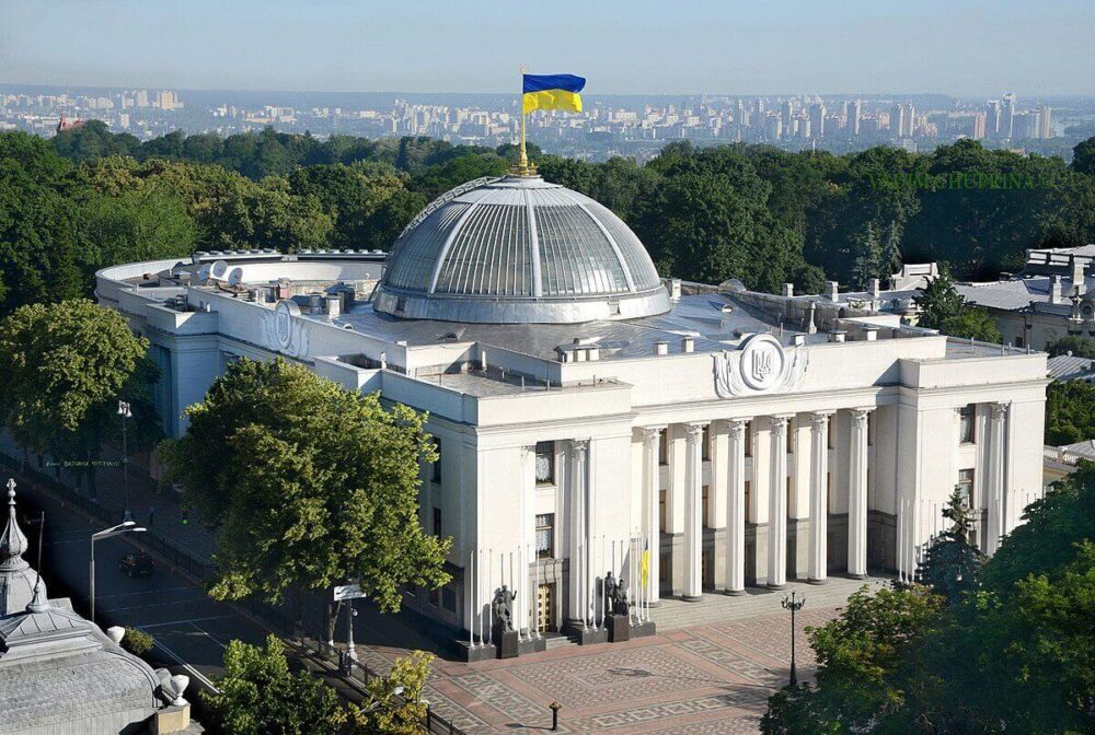 В октябре Верховная Рада планирует рассмотреть проекты законов о железнодорожном транспорте