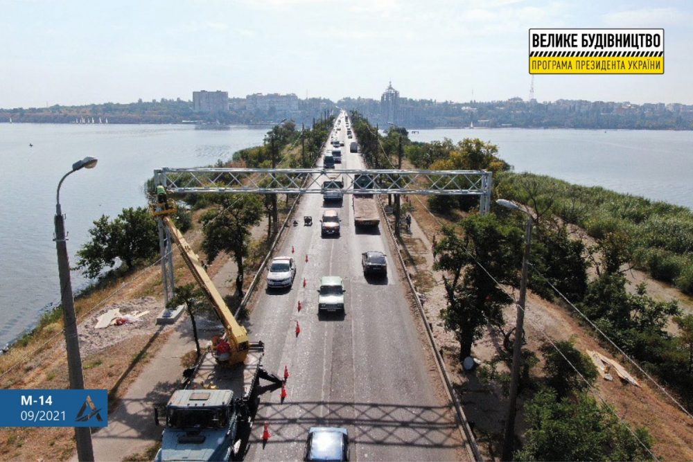 «Укравтодор»: у Миколаєві на Варварівському мосту монтуємо WiM-систему