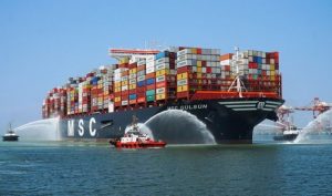 Судноплавні лінії підвищують тарифи на доставку вантажів до Америки
