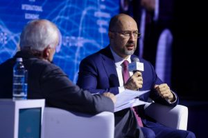 Денис Шмигаль: Перший автобан в Україні планують збудувати вже наступного року
