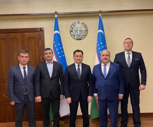 Литва решает проблемы дефицита водителей грузовиков за счет Узбекистана